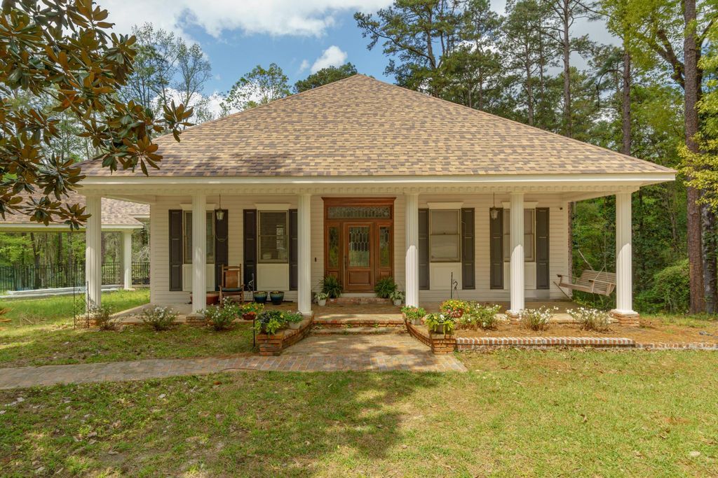 82 Summer Place, Hattiesburg, MS 39402