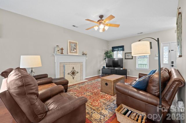 197 Bradford Glyn Drive, Mooresville, NC 28115