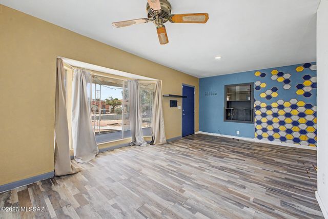 214 W Palmdale Street, Tucson, AZ 85714