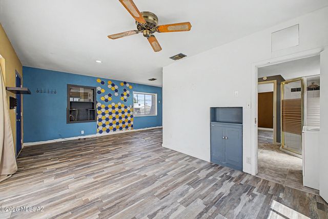 214 W Palmdale Street, Tucson, AZ 85714