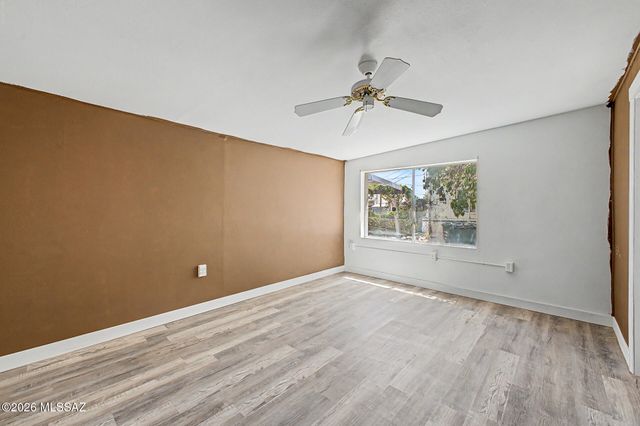 214 W Palmdale Street, Tucson, AZ 85714