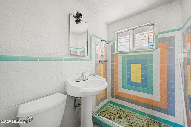 214 W Palmdale Street, Tucson, AZ 85714