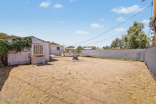 214 W Palmdale Street, Tucson, AZ 85714