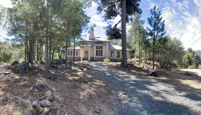 16710 River Ranch Rd, Grass Valley, CA 95949