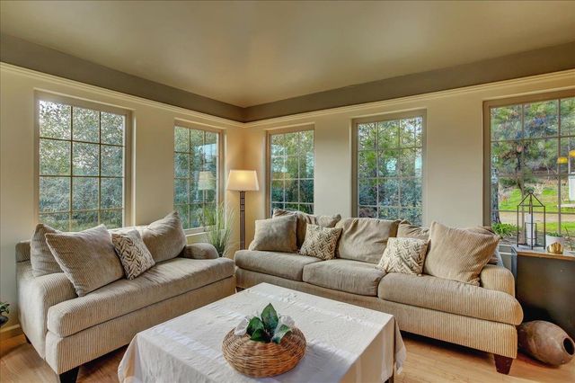 16710 River Ranch Rd, Grass Valley, CA 95949
