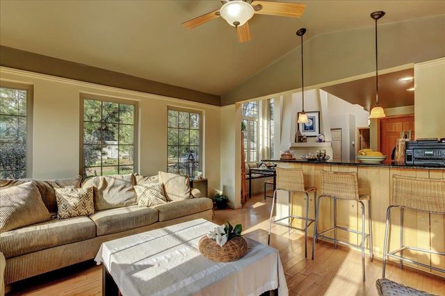 16710 River Ranch Rd, Grass Valley, CA 95949