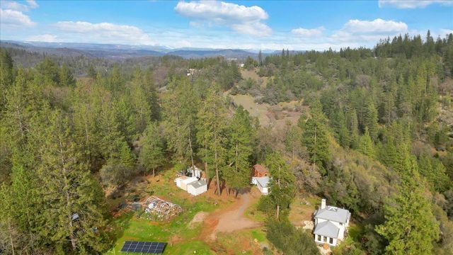16710 River Ranch Rd, Grass Valley, CA 95949