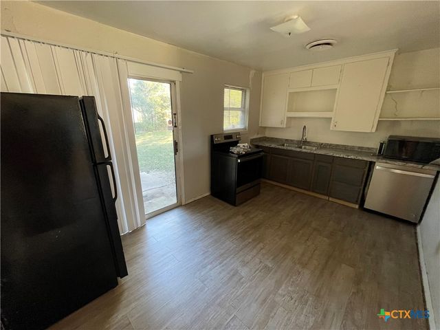 227 E Valley Road, Harker Heights, TX 76548