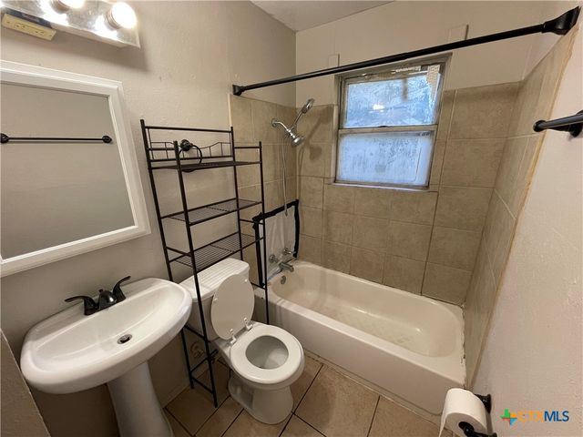 227 E Valley Road, Harker Heights, TX 76548