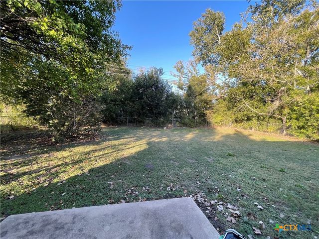 227 E Valley Road, Harker Heights, TX 76548