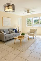 1450 NE 191st St 303, Miami, FL 33179