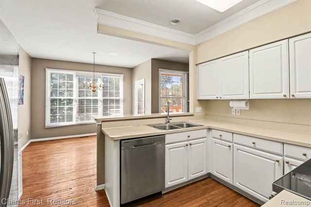 39489 Edgewater Drive, Northville, MI 48168
