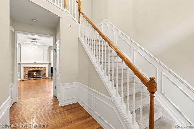 39489 Edgewater Drive, Northville, MI 48168