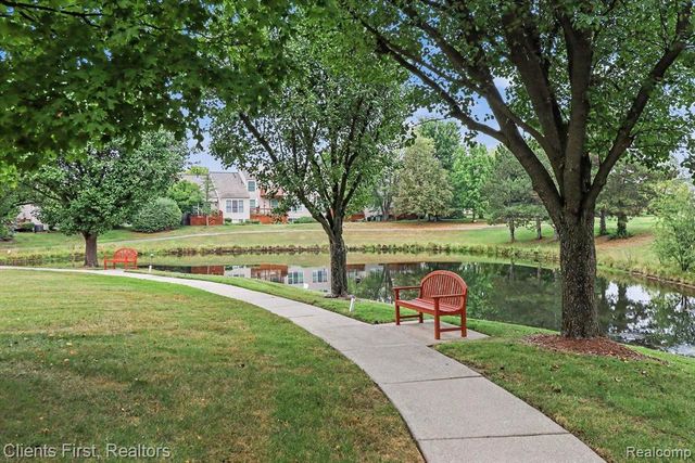 39489 Edgewater Drive, Northville, MI 48168