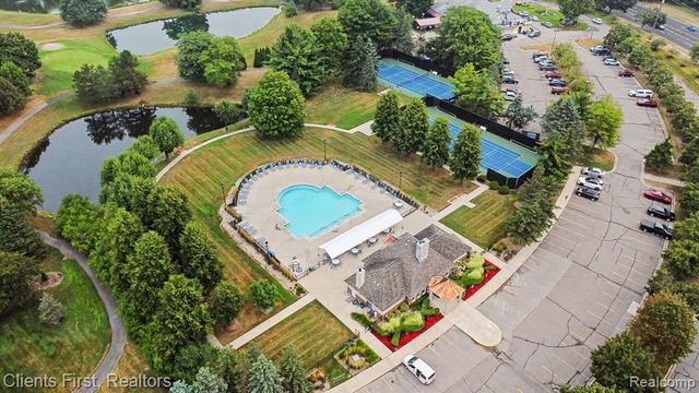 39489 Edgewater Drive, Northville, MI 48168