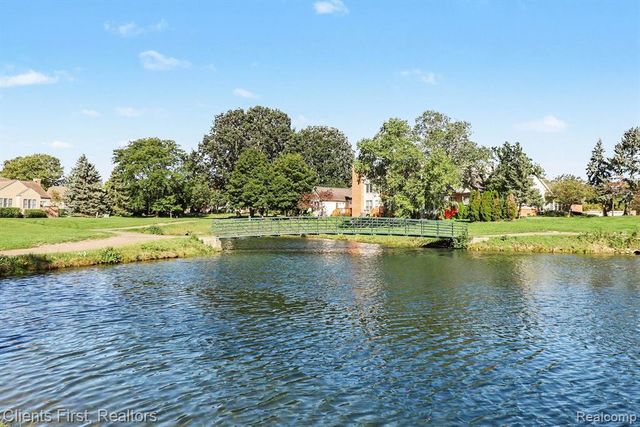 39489 Edgewater Drive, Northville, MI 48168