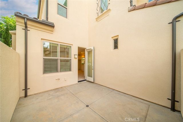 328 Floral View, Irvine, CA 92618