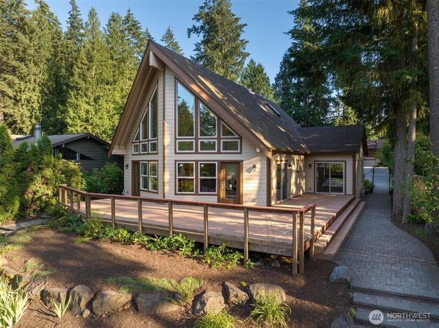 22430 SE 300th Street, Black Diamond, WA 98010