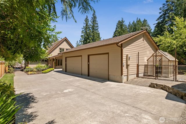 22430 SE 300th Street, Black Diamond, WA 98010