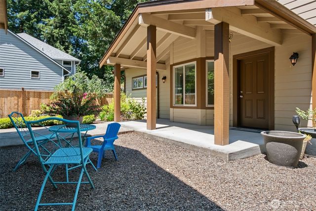 22430 SE 300th Street, Black Diamond, WA 98010