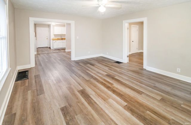 1159 Sweetser Avenue, Evansville, IN 47714