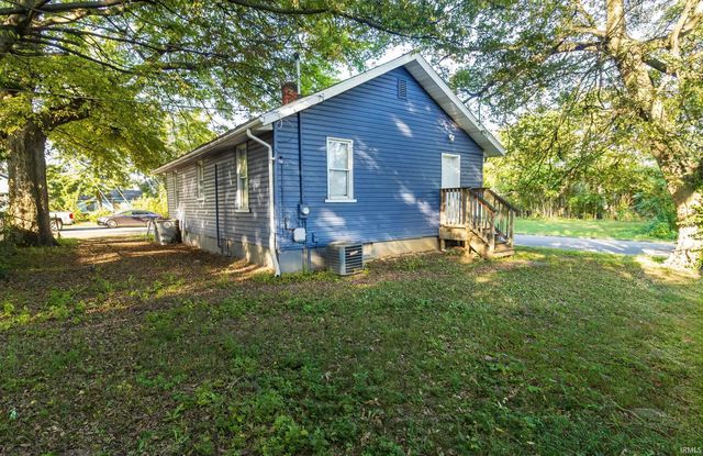 1159 Sweetser Avenue, Evansville, IN 47714