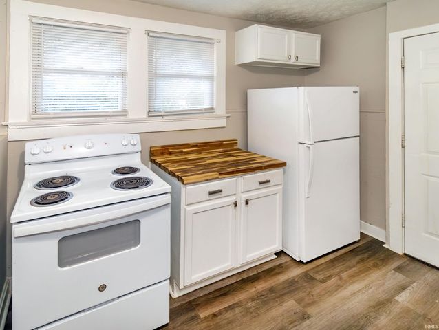 1159 Sweetser Avenue, Evansville, IN 47714