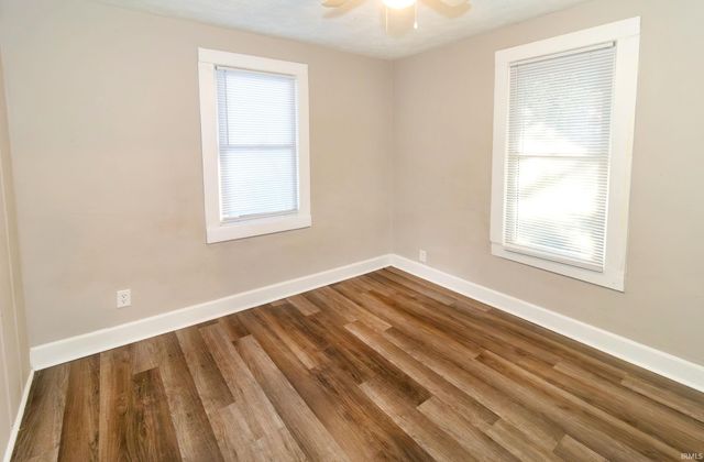 1159 Sweetser Avenue, Evansville, IN 47714