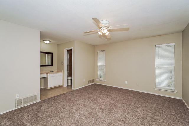 6104 Skylark Lane, Watauga, TX 76148