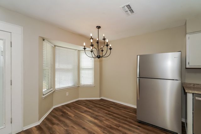 6104 Skylark Lane, Watauga, TX 76148