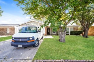 6104 Skylark Lane, Watauga, TX 76148