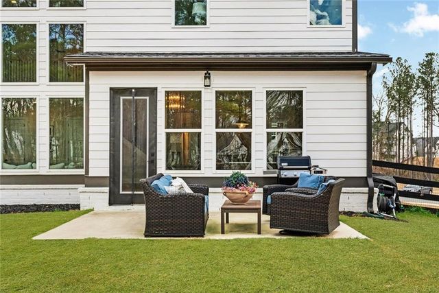 3018 Millpond Way, Woodstock, GA 30188