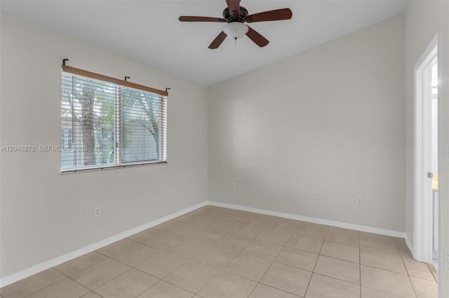 1241 SE 29th St 202-27, Homestead, FL 33035