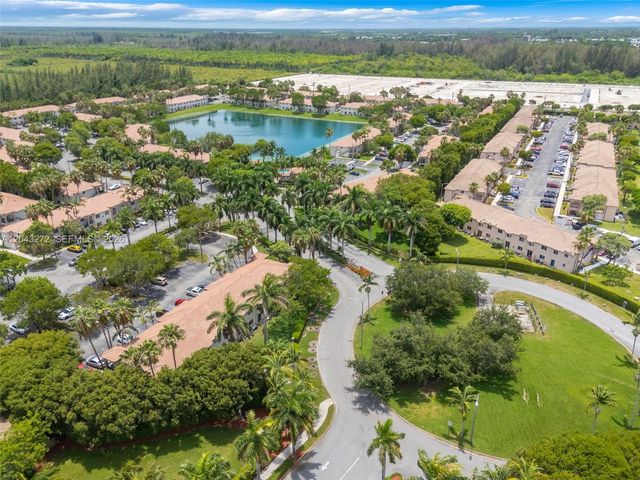 1241 SE 29th St 202-27, Homestead, FL 33035