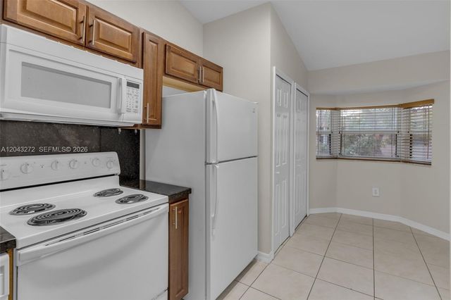 1241 SE 29th St 202-27, Homestead, FL 33035