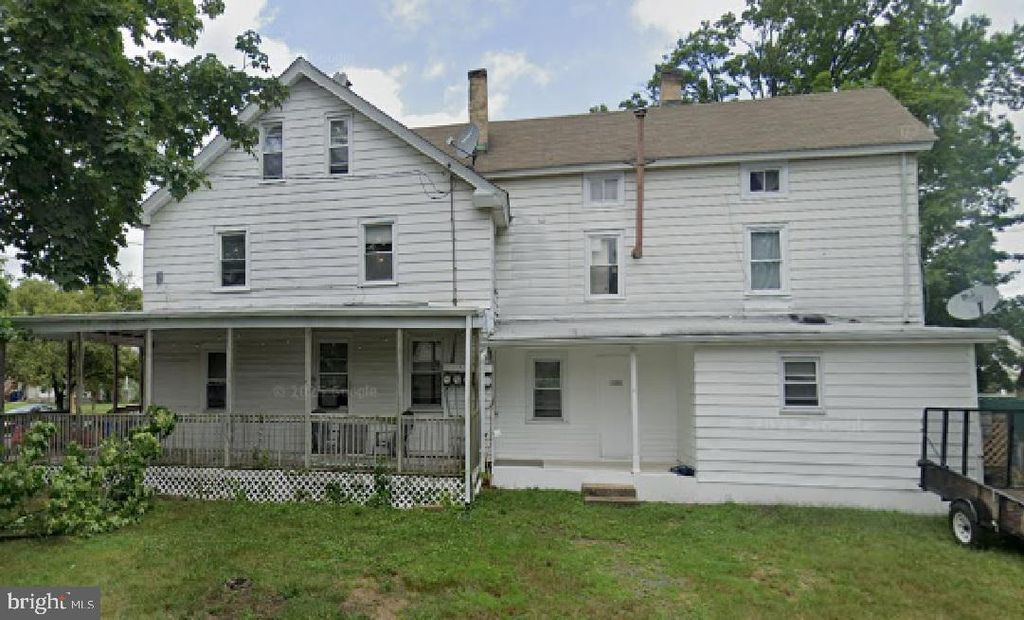 315 BURLINGTON AVE, Delanco, NJ 08075