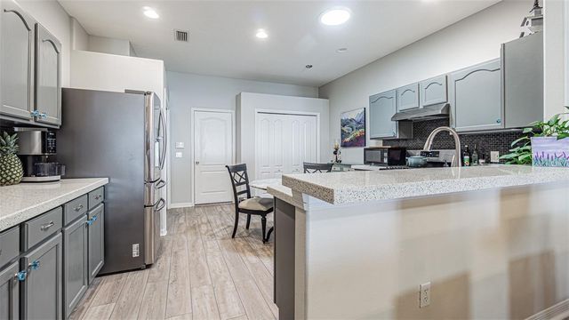 1123 BENSBROOKE DRIVE, Wesley Chapel, FL 33543