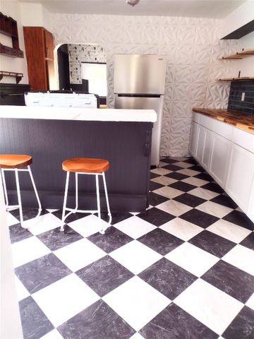 14105 LEXINGTON Avenue, Harmonsburg, PA 16422