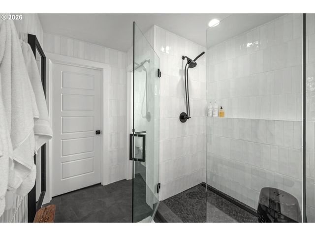 9685 Sw 173RD Ave, Beaverton, OR 97007