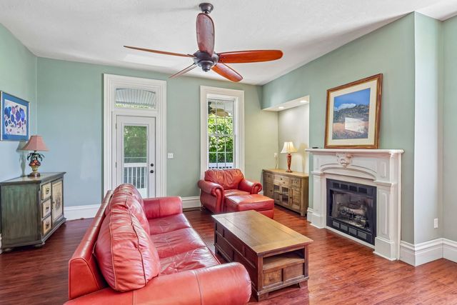 4111 Brownsville Rd Brownsville ROAD, Brentwood, PA 15227