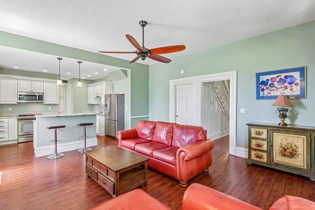 4111 Brownsville Rd Brownsville ROAD, Brentwood, PA 15227
