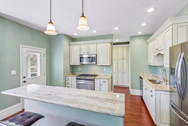 4111 Brownsville Rd Brownsville ROAD, Brentwood, PA 15227