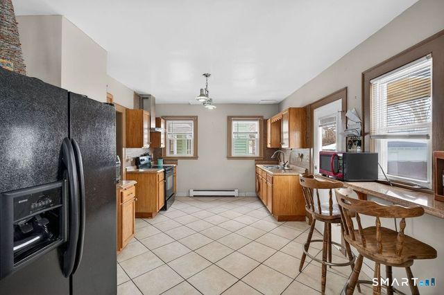 330 Hillside Avenue, Hartford, CT 06106