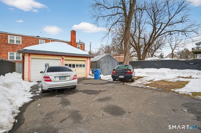 330 Hillside Avenue, Hartford, CT 06106