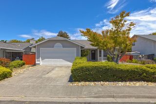 828 Stoneridge Cir, Fairfield, CA 94534