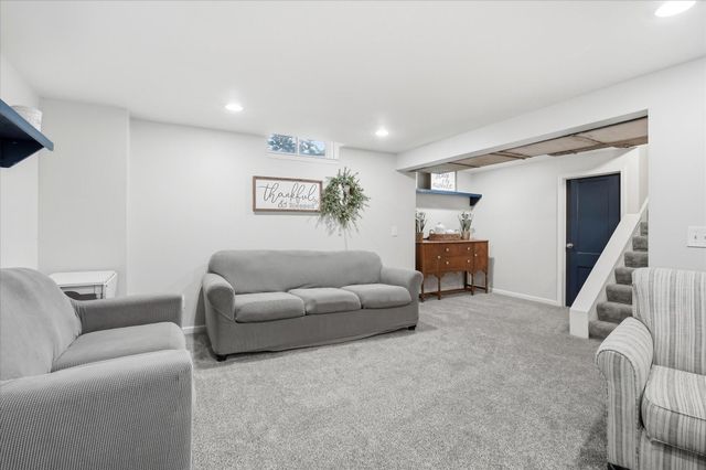312 Westminster Avenue SW, Watertown, MN 55388