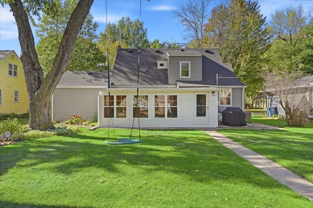 312 Westminster Avenue SW, Watertown, MN 55388
