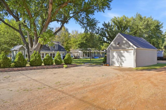 312 Westminster Avenue SW, Watertown, MN 55388