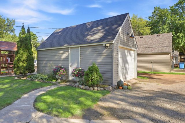 312 Westminster Avenue SW, Watertown, MN 55388