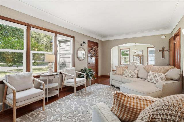 312 Westminster Avenue SW, Watertown, MN 55388